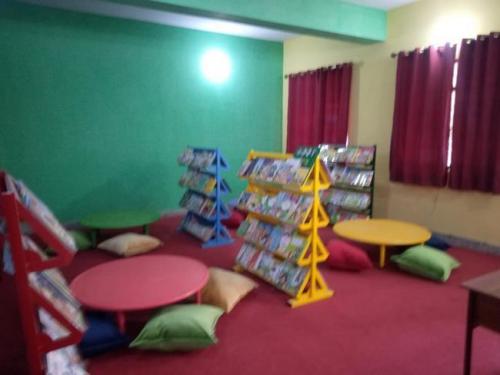 GGES Junior model samnabad school Library setup
